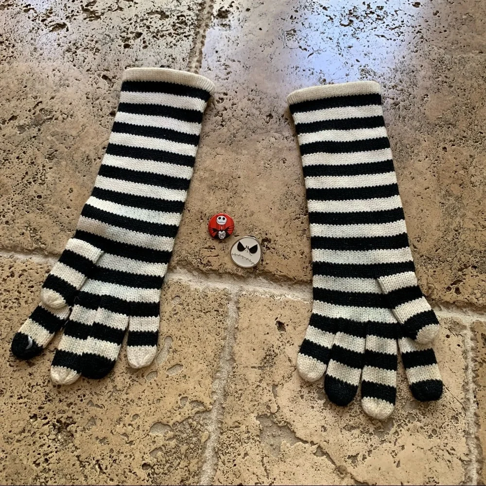 Nightmare Before Christmas Jack Skellington Stripe Gloves Pin Lot Disney